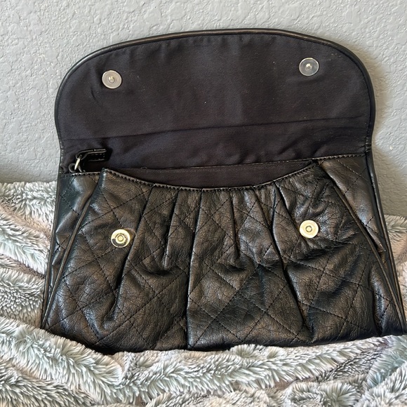 AlX Clutch - Picture 3 of 6